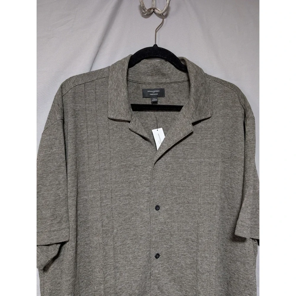 Banana Republic Gray Linen Blend Button Up Shirt Short Sleeve Top‎ New Men's XL